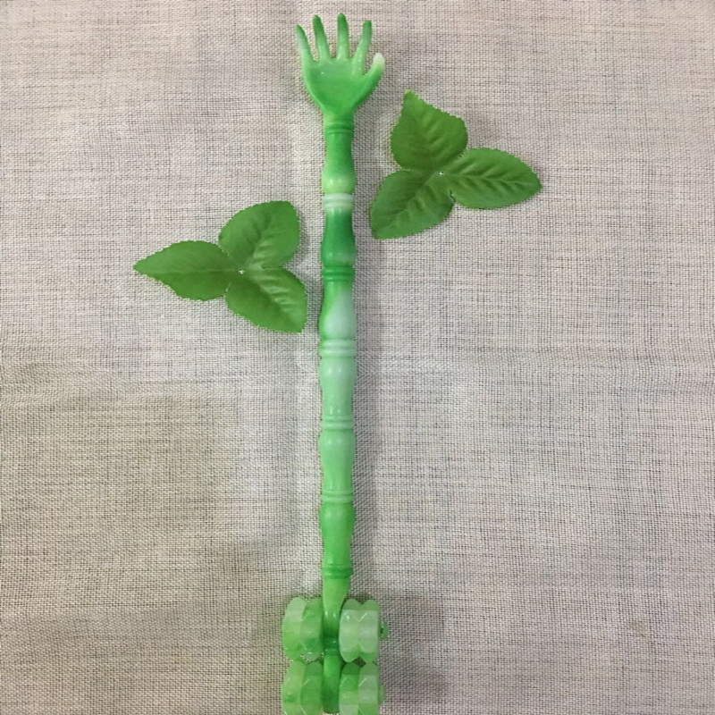 4467205338_1840803298