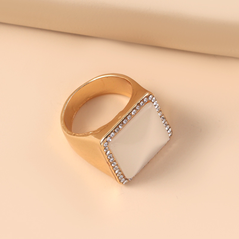 Hot Sale New Fashion Personality Alloy  Simple Retro Diamond Square Gem Ring Wholesale Nihaojewelry display picture 4