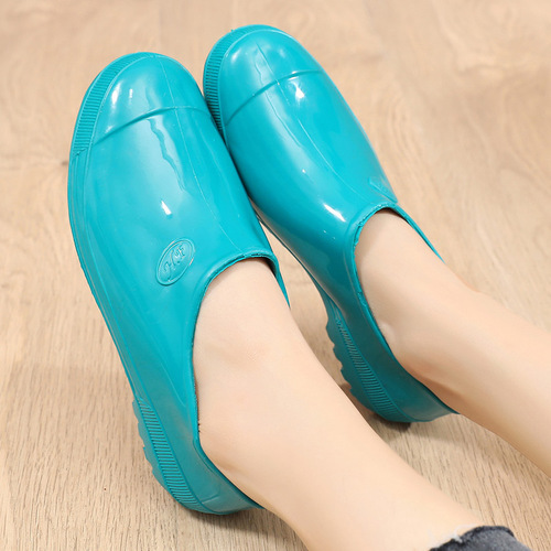 Water shoes women's waterproof non-slip kitchen work shoes rain boots shallow short tube middle-aged and elderly mother's shoes mud and water construction site shoes