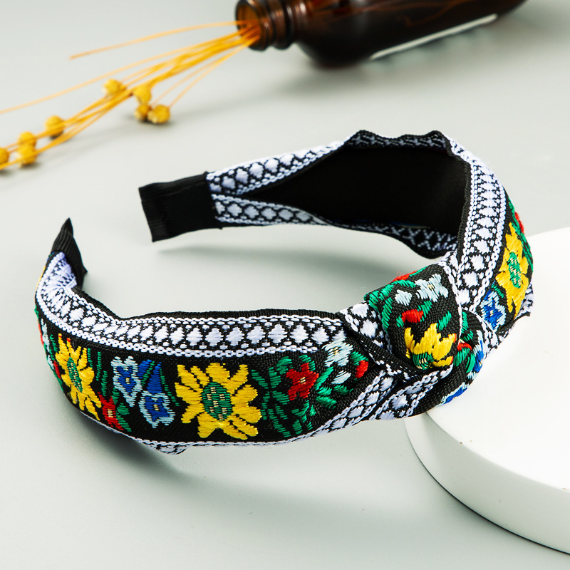 Fashion Elements Fabric Individuality Ethnic Embroidery Flower Headband Wholesale display picture 5