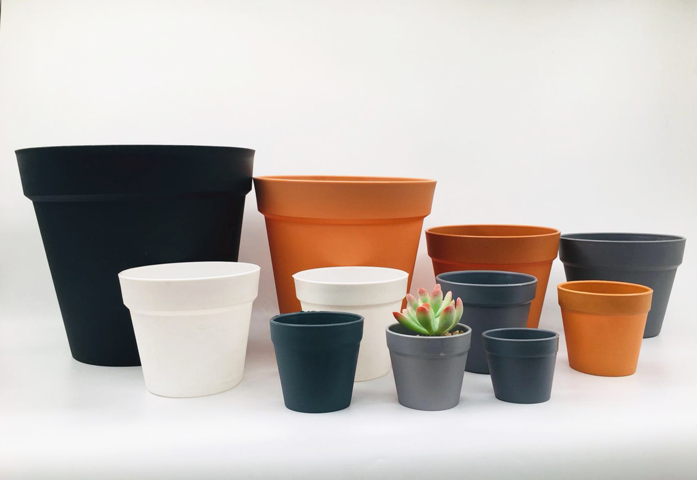 The manufacturer supplies P01 series full-size frosted plastic flower POTS and international flower arrangements detail image 1