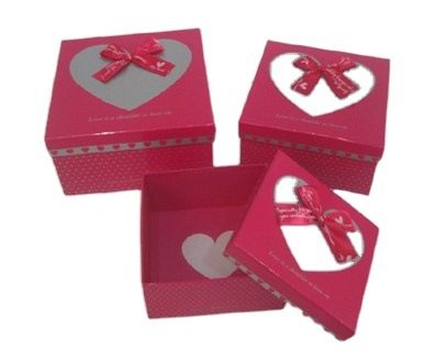 各种七夕情人节婚礼包装盒，母亲节礼物包装盒，纸板彩色包装盒