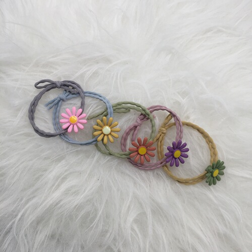 Fresh little daisy hair tie, chrysanthemum hair rope, girl heart rubber band, sweet and versatile contrasting color hair ring manufacturer wholesale