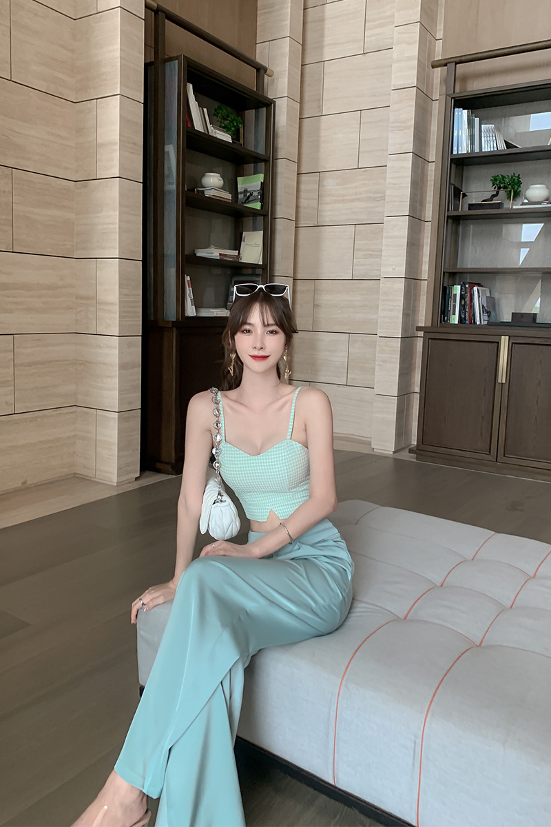 D0121 1120K ÁO HAI DÂY NỮ CHOTDNG CẢ BỘ 2 MÓN MÙA HÈ HAI DÂY HỞ VAI THỜI TRANG NỮ G04 SẢN PHẨM MỚI