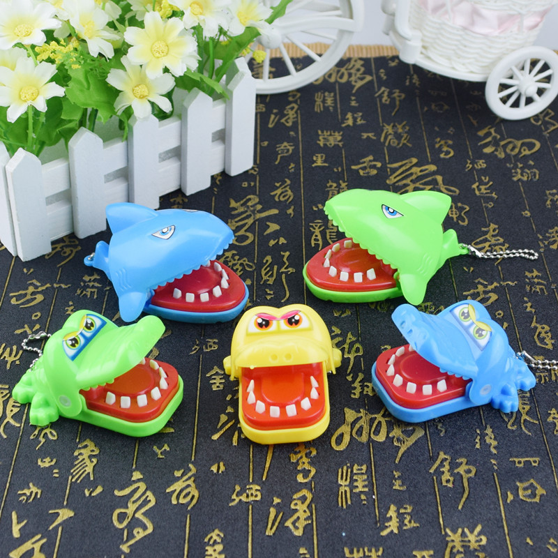 Mini bite small crocodile shark toy funny big mouth crocodile children's toys wholesale