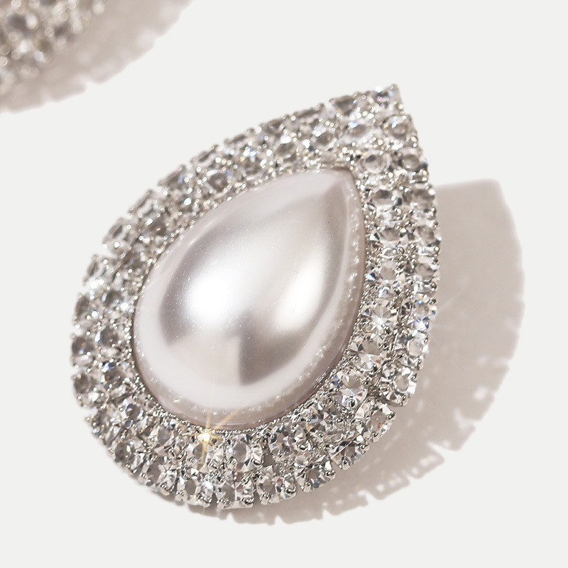 Geometric Drop Pearl Rhinestone Earrings New Trend Crystal Earrings Wholesale Nihaojewelry display picture 7