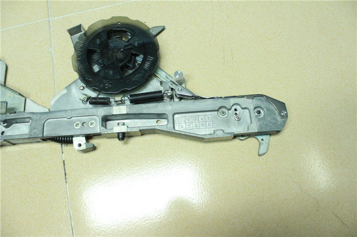 索尼F130AI 12X4MM大尾巴飛達(dá) SONY FEED