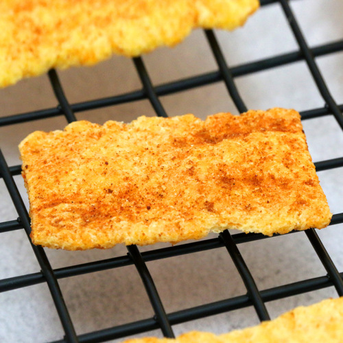 Handmade Small Pack Old Pot Kitchen Crisp Rice Crackers 6 Pounds Box Trendy Old-fashioned Nostalgic Office Snacks