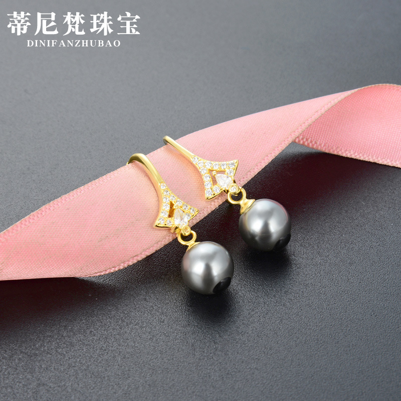 Europea y americana s925 pendientes de abalorios de plata de las mujeres de moda de lujo elegante hermosa fuente pendientes de fábrica de una sola pieza de entrega