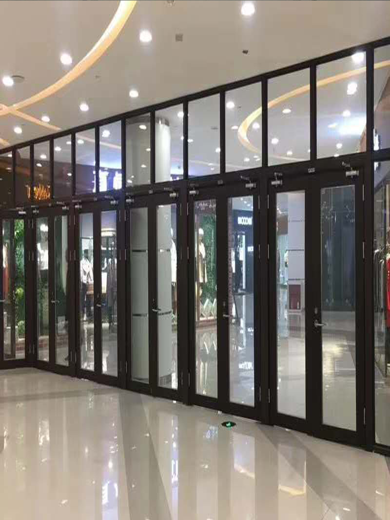 鋼質(zhì)玻璃門2