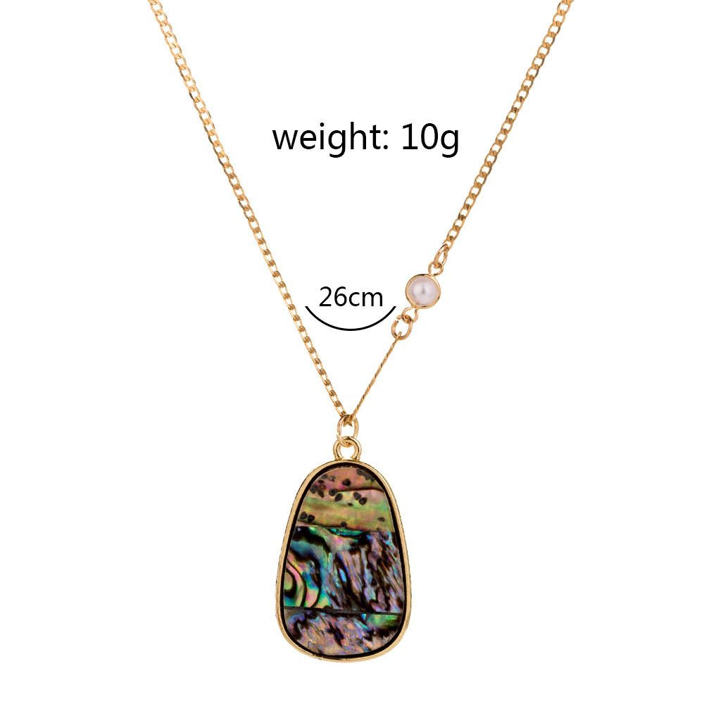 Fashion New Simple  Special-shaped Natural Color Shell Piece Alloy Necklace display picture 18