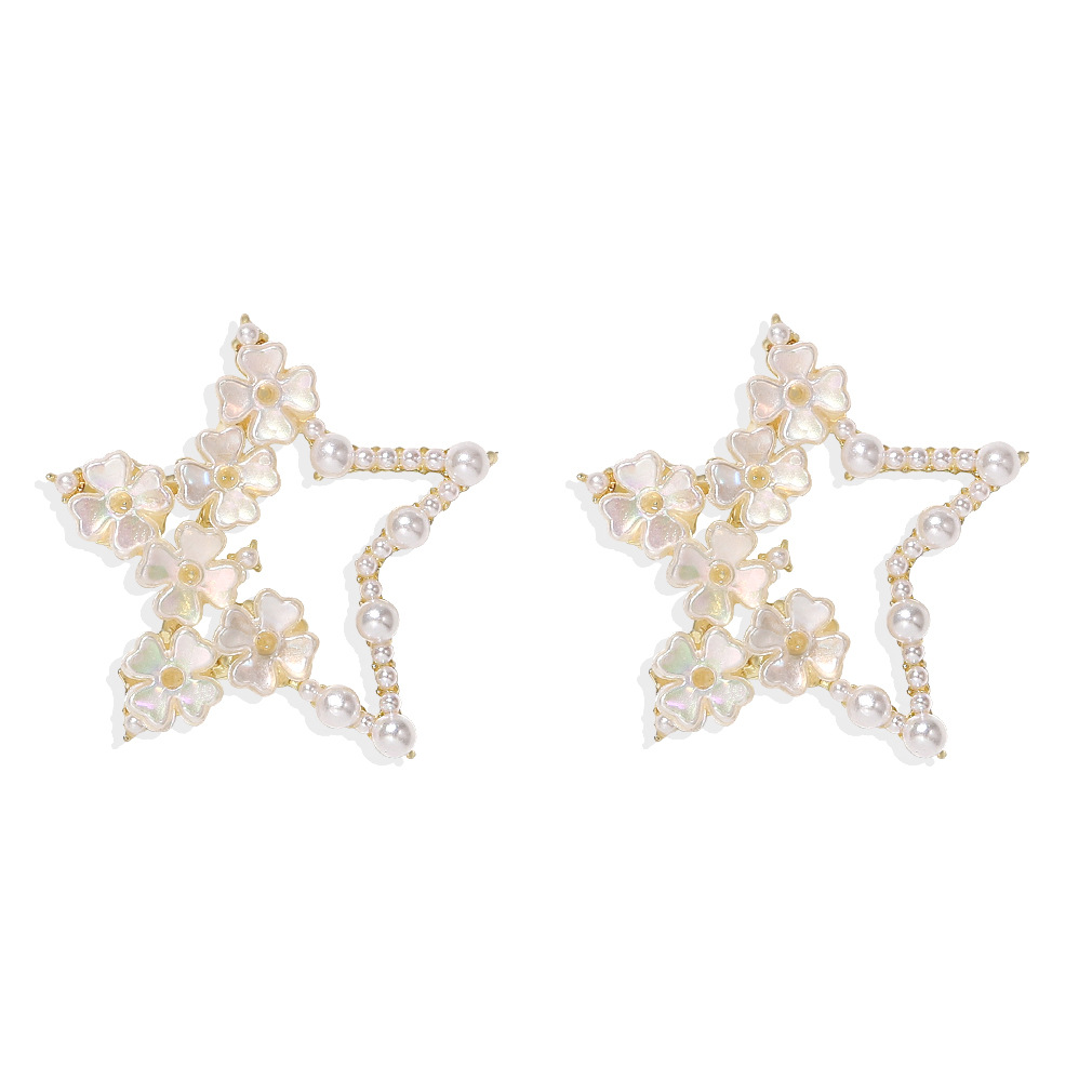 Korea Alloy Inlaid Pearl Fashion Love Five-pointed Star Earrings Wholesale display picture 2