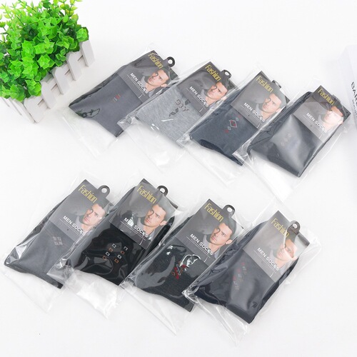Individually packaged mid-calf socks for men, business casual socks, gift socks, street stall socks, wholesale men's socks