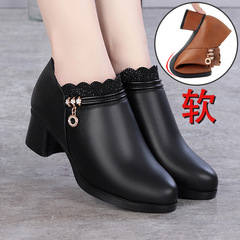 Mom's Shoes Autumn and Winter Soft Sole Black Leather Shoes Versatile Medium Heel Breathable Women's Shoes Middle-Aged Autumn Shoes Women Deep Mouth Single Shoes