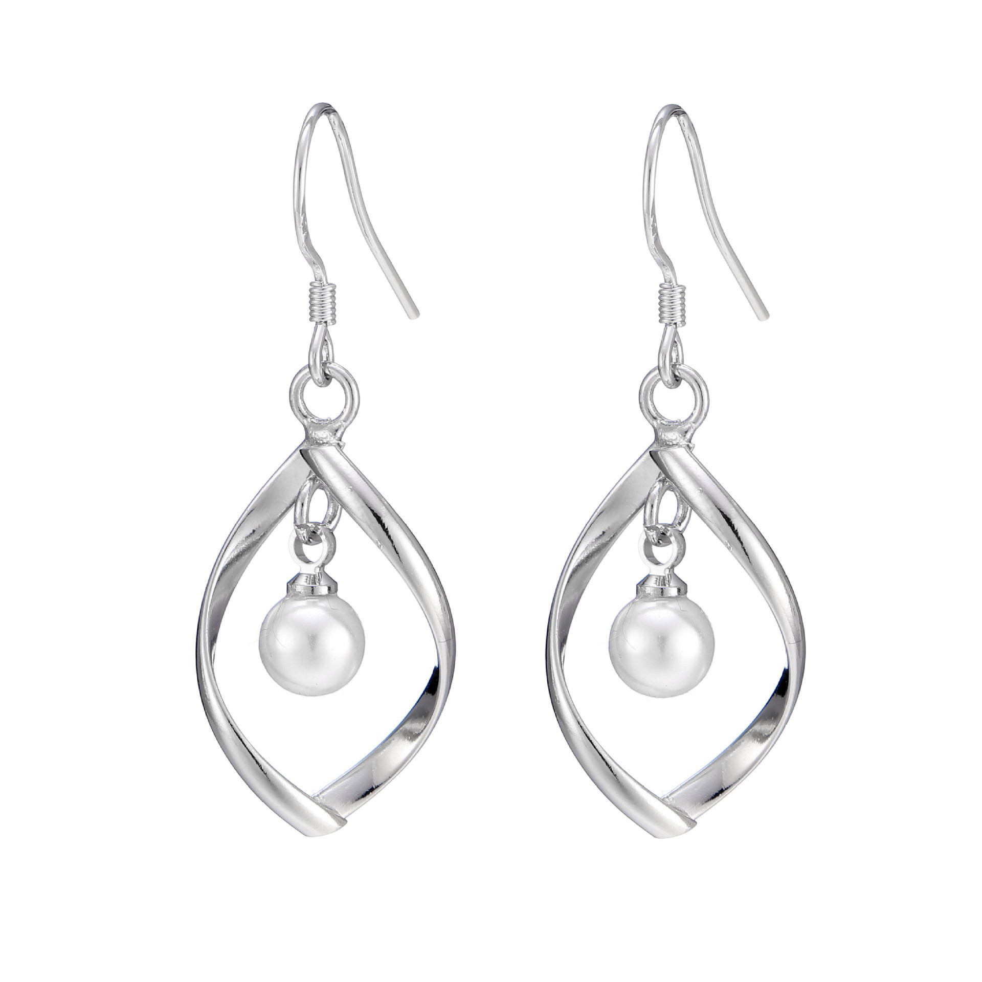 Universal earrings from pearl, wish