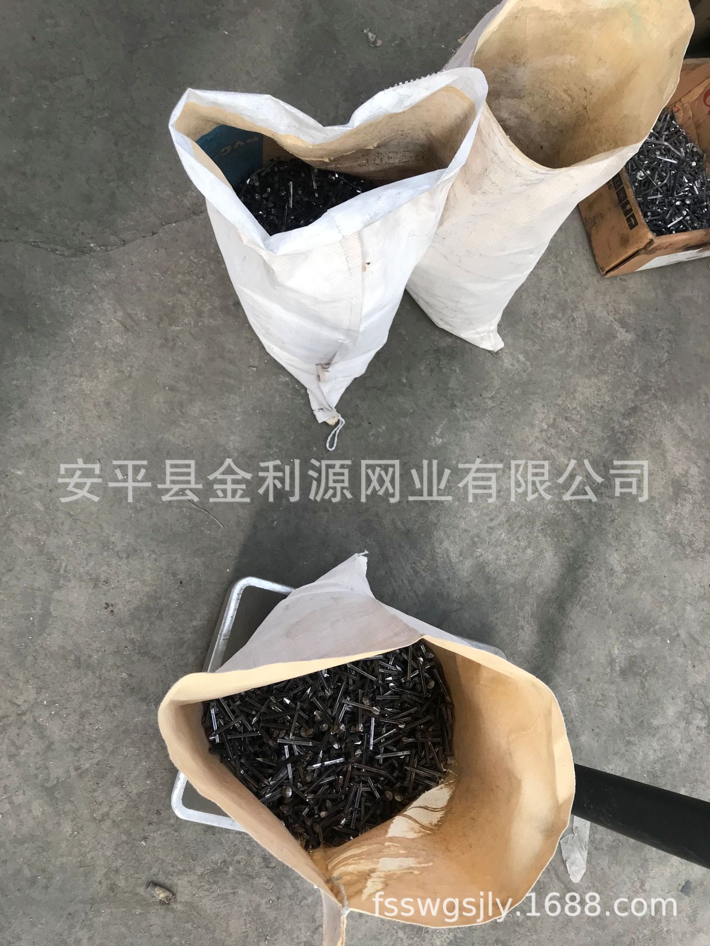 工厂专业生产方钉塔帽剑杆四方船钉伞帽方杆钉镀锌本色方铁钉40*4-阿里巴巴
