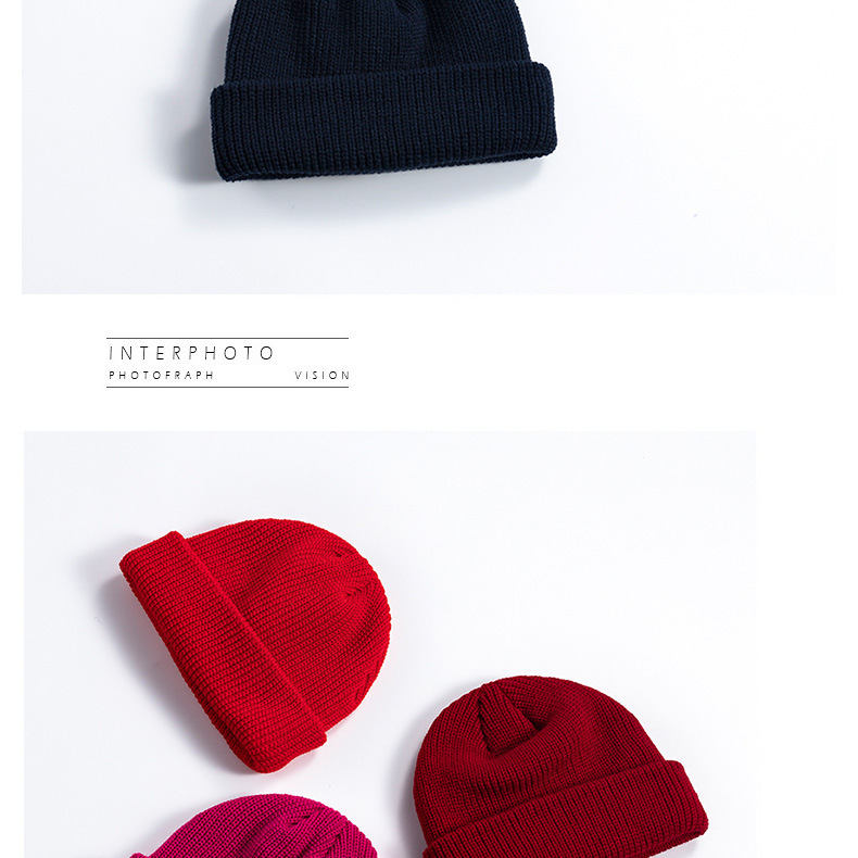 Unisex Simple Style Solid Color Crimping Wool Cap display picture 6