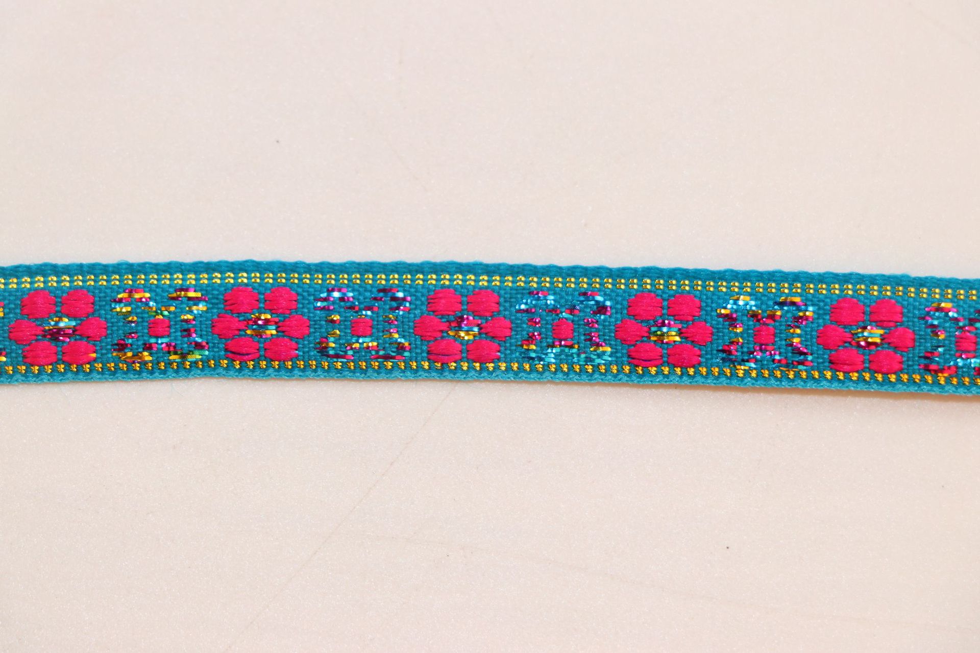 Fábrica custom DIY cuello tridimensional encaje correa de color accesorios de ropa de flores hechas a mano correa de estilo nacional