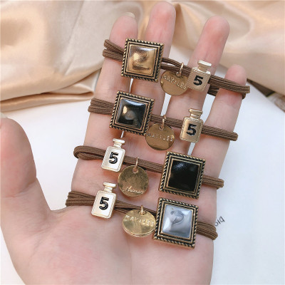 the republic of korea Dongdaemun Versatile Retro Small fragrant wind Acrylic Geometry Box Tousheng Hair rope Hairpin Meatball head Headdress