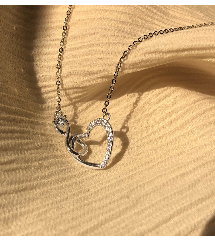 Stylish jewelry for women