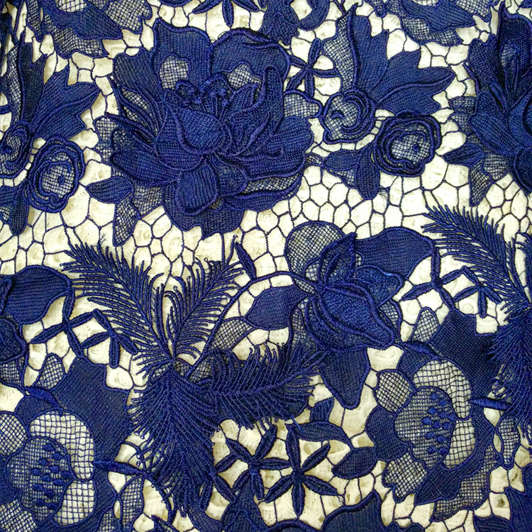 Water -soluble lace full -sized auxiliary material three…