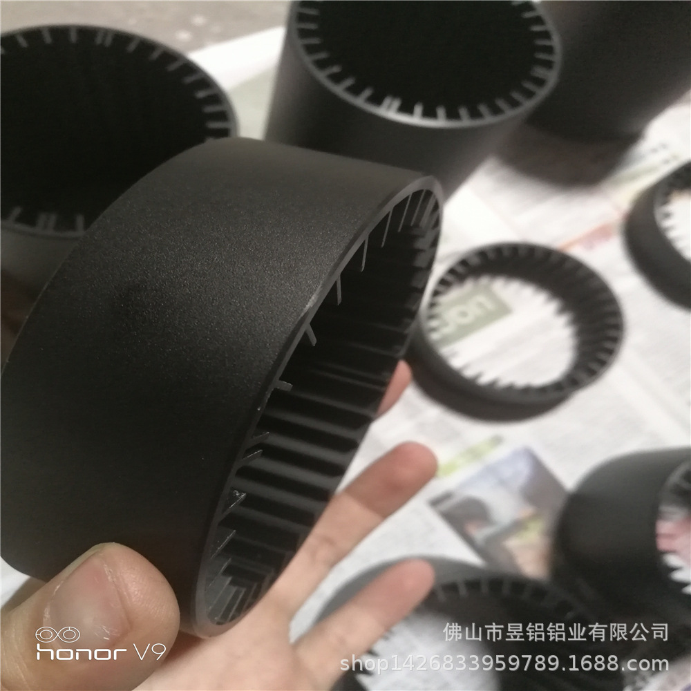 圆形立柱铝合金型材圆管铝合金内齿圆桶铝镁合金型材喷涂表面处理