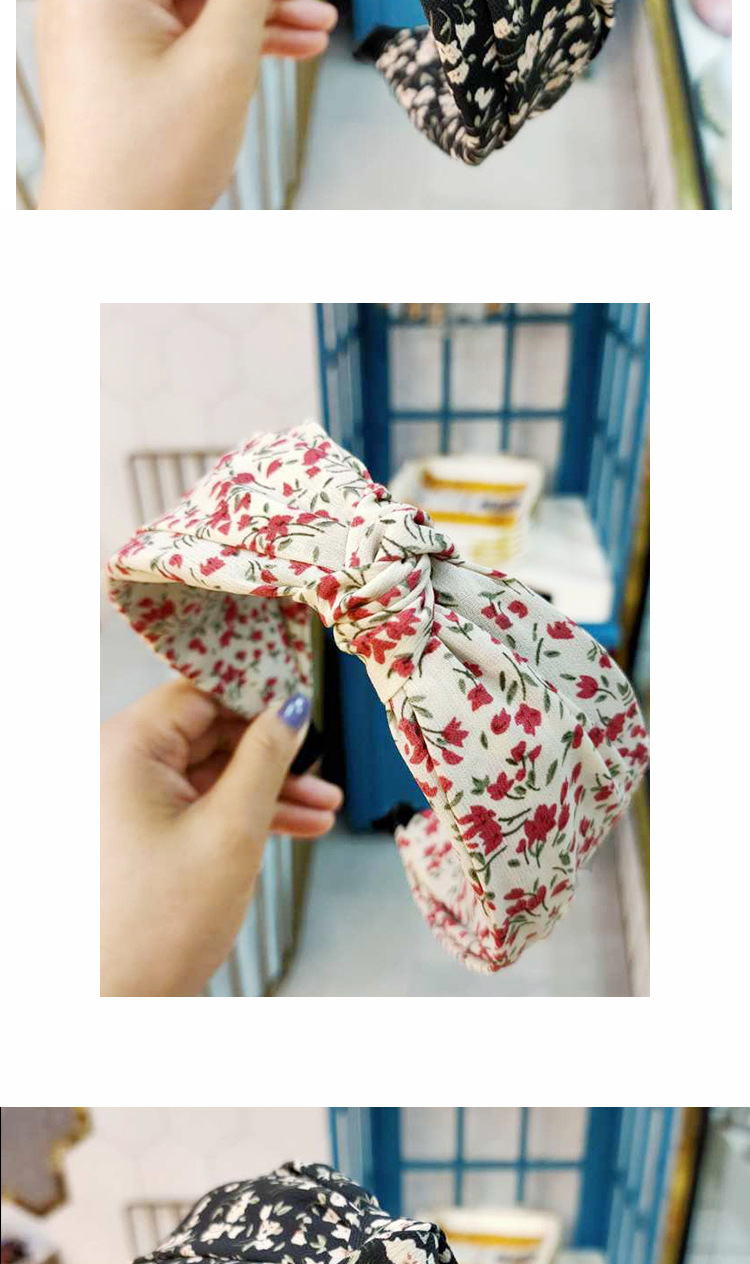 Korean Double-layer Small Floral Knotted Headband Super Fairy Pressure Headband Temperament Wide-brimmed Fabric Hairpin Wholesale Nihaojewelry display picture 4