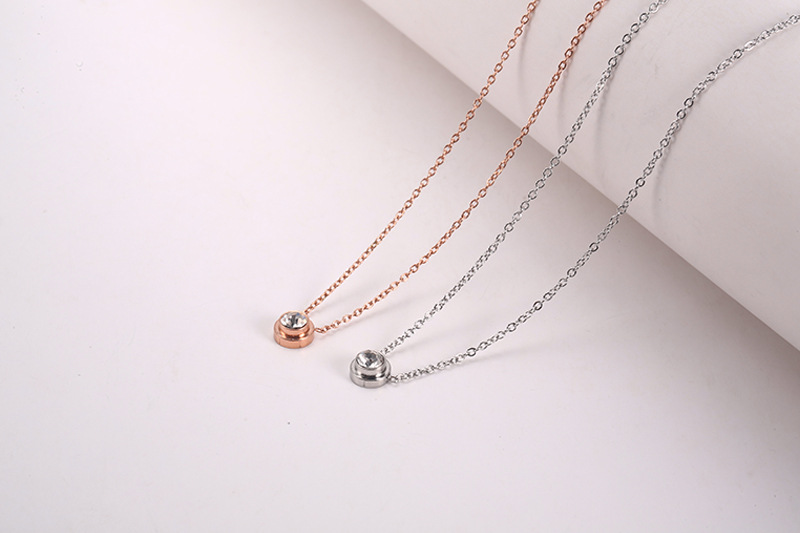 Estilo de diseñador, moderno y versátil, collar de diamante simple, colgante de borla, temperamento exquisito y exhibición de clavícula._voghion.com