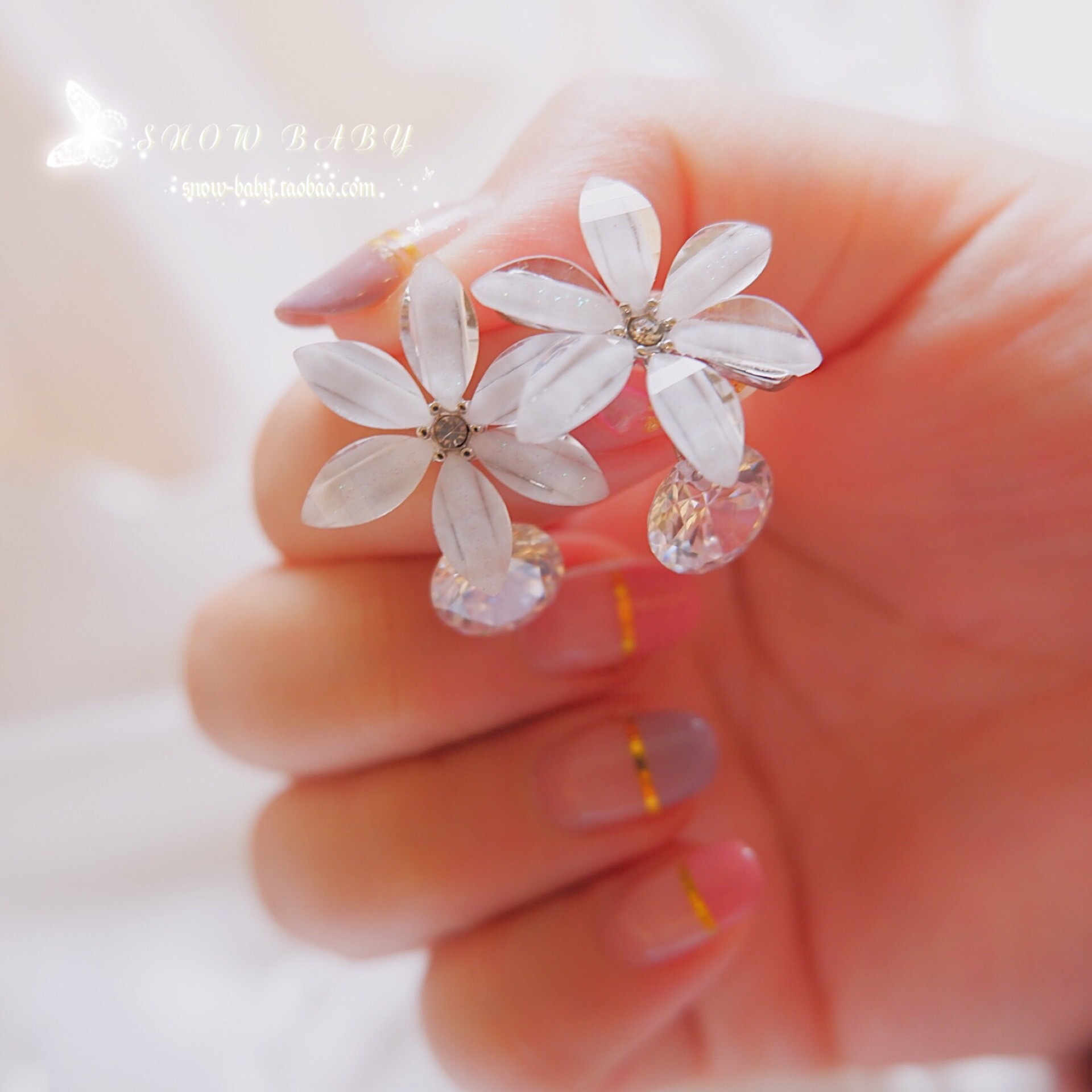 Elegant acrylic earrings with zircon