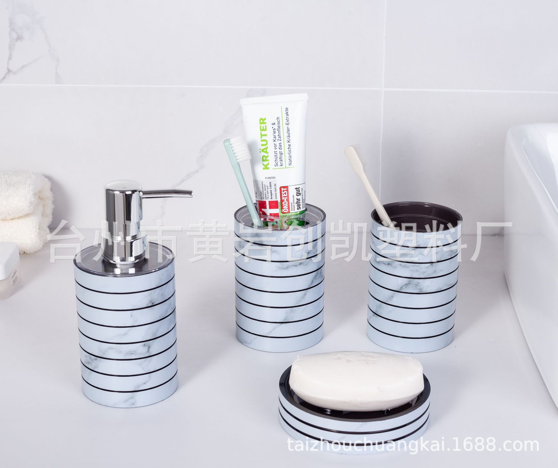 Baño de plástico de cuatro piezas PS material superficie del producto se puede imprimir