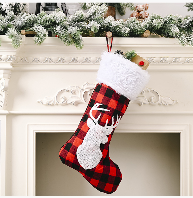 Red And Black Plaid Christmas Socks Tree Pendant display picture 6