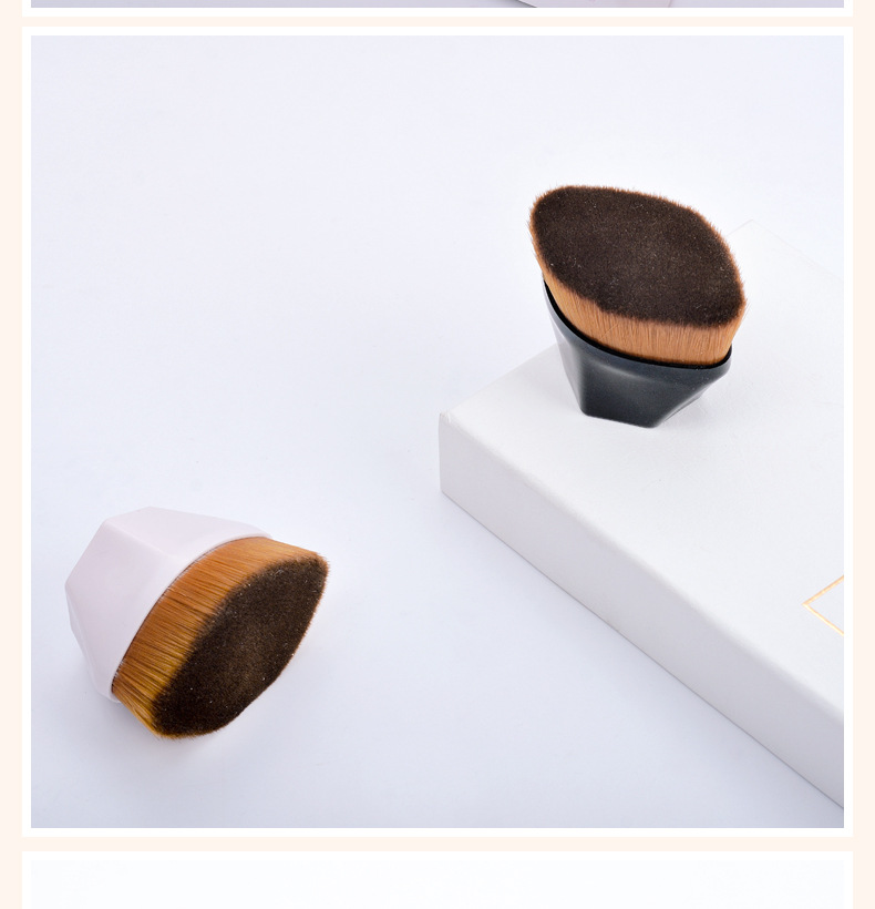 Simple Style Classic Style Artificial Fiber Plastic Handgrip Makeup Brushes 1 Piece display picture 1