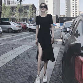 1985赫本风气质女神范显瘦裙子女夏ins法式复古小个子黑色连衣裙