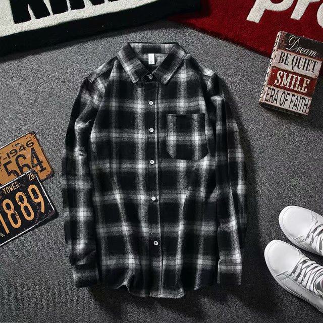 2020 camisa a cuadros de manga larga de estilo coreano de los hombres slim fit juventud moda guapo camisa pareja casual Camisa delgada