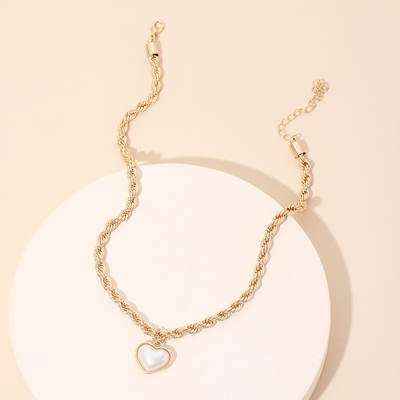 IG Style Simple Style Heart Beaded Alloy Rope Chain Pendant Necklaces Wholesale display picture 4
