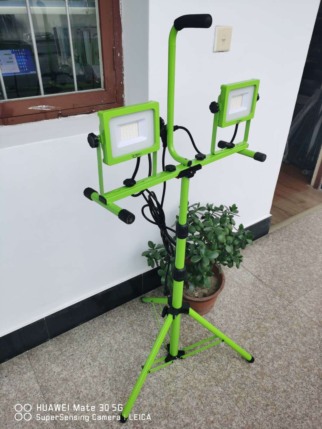 b0ed39c54e07332952da4fe46eb300