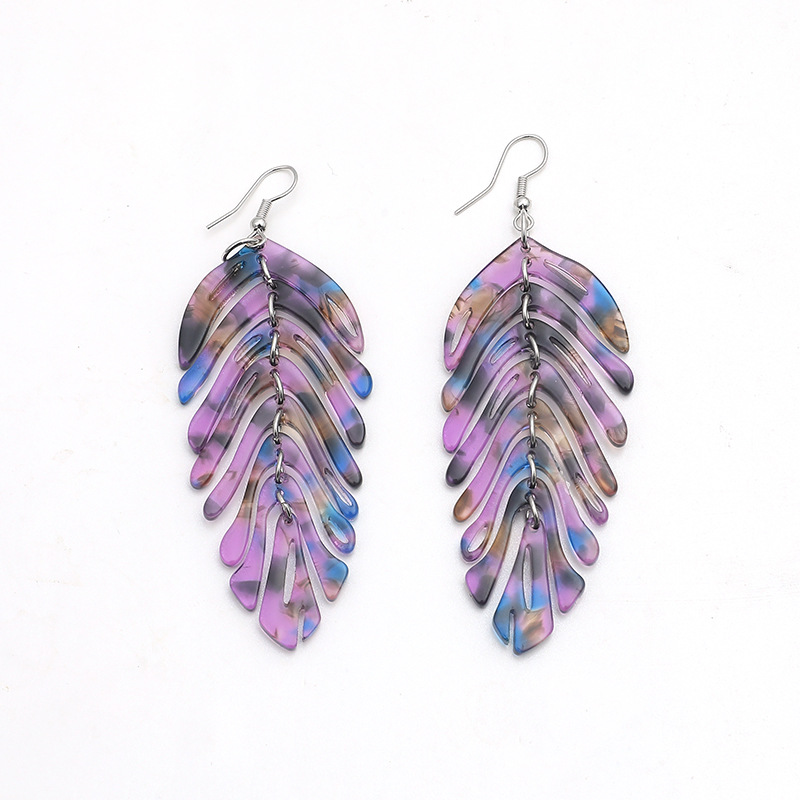 Fashion New Resin Personality Creative Leaf-shaped Earring European And American Simple Retro Trend Exaggerated Elegant Wild Earrings display picture 8
