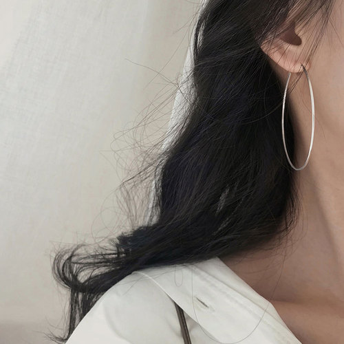 S925 Sterling Silver Large Circle Earrings for Women: Elegant, European & American Style, Bold Design, Korean Fashion, Minimalist Appeal, Perfectly Versatile—A Trendy Choice for Every Occasion
