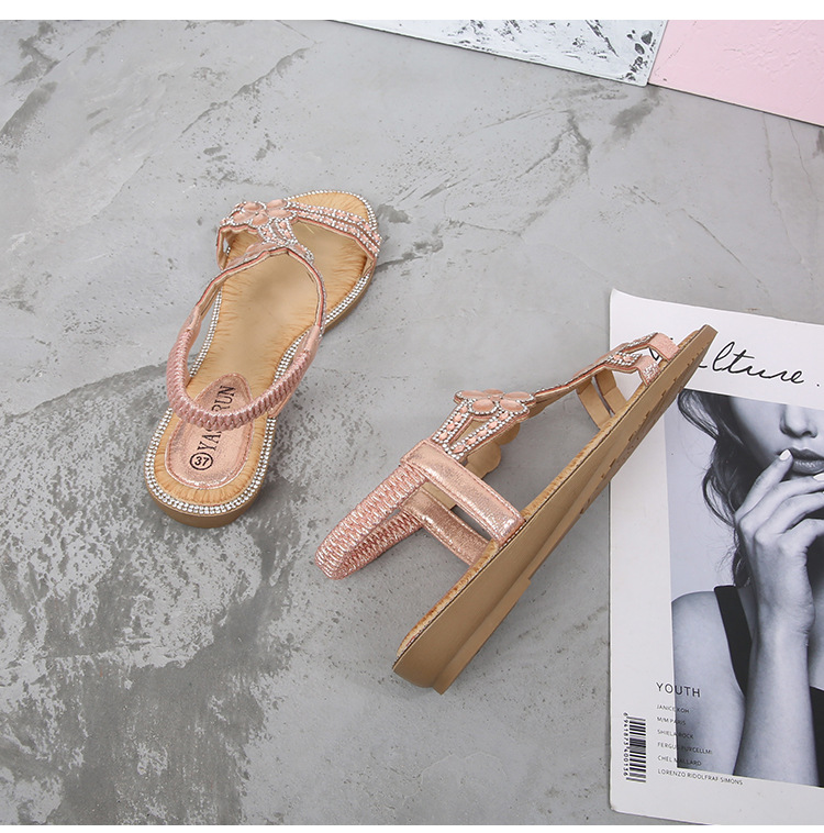 2024 New cross-border large-sized hollowed-out sandals, Bohemian-style women's shoes, summer comfortable flat diamond sandals undefined
