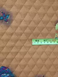 绗缝加工;绣花加工