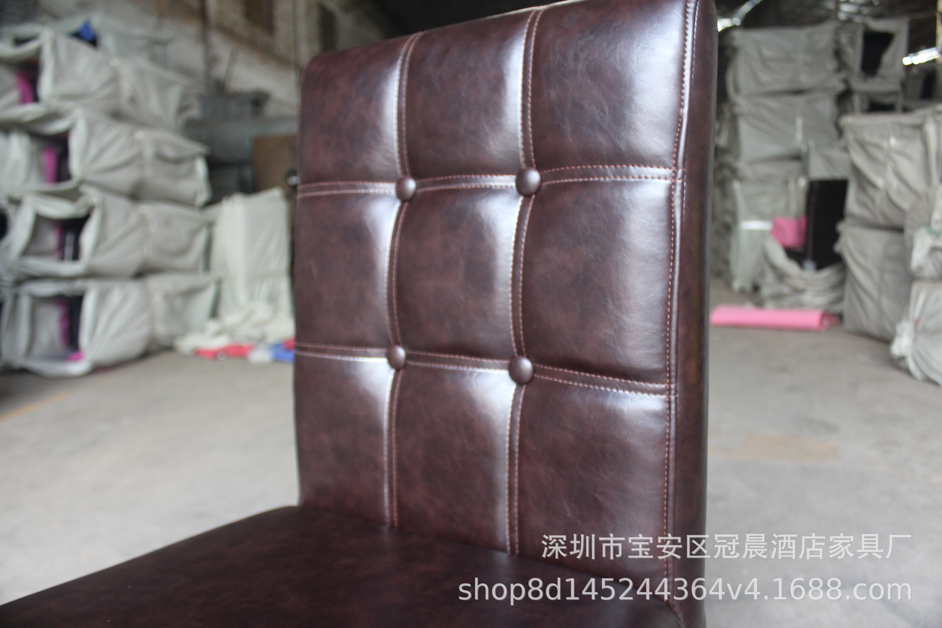 12092806787_2081556151