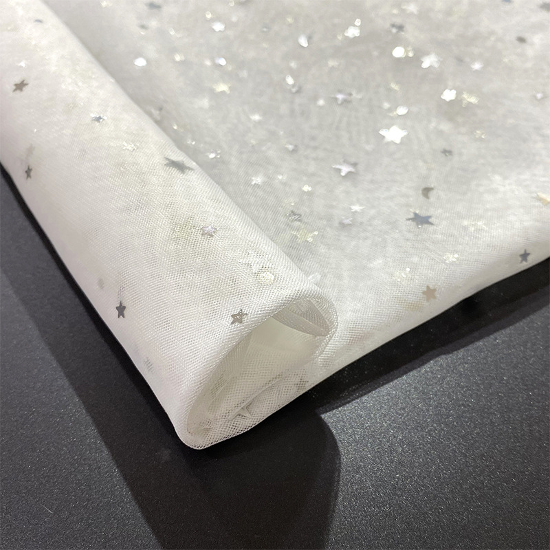 Fabricantes de seda con luz cifrada hilo de malla estrella hilo suave piel ropa infantil tela de vestido