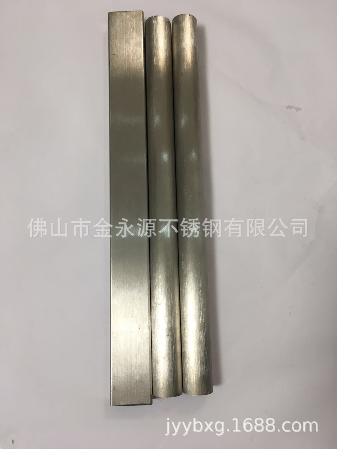 圆拉丝不锈钢管201材质，高档直拉丝不锈钢装饰工程管