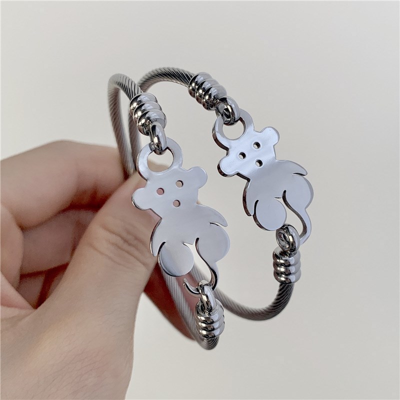 Bär Armband Doppel Hohl Runde Perle Anhänger Paar Mädchen Erde Cool Korea Edelstahl Titan Stahl Armband Flut