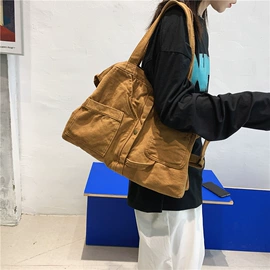 女士单肩包;女士斜挎包;休闲背包