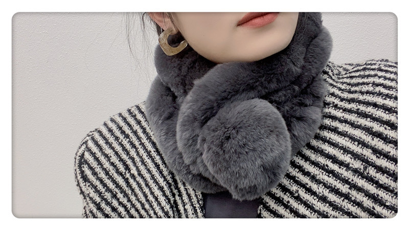Écharpe en fourrure de renard avec pompons - étole en lapin douce_voghion.com