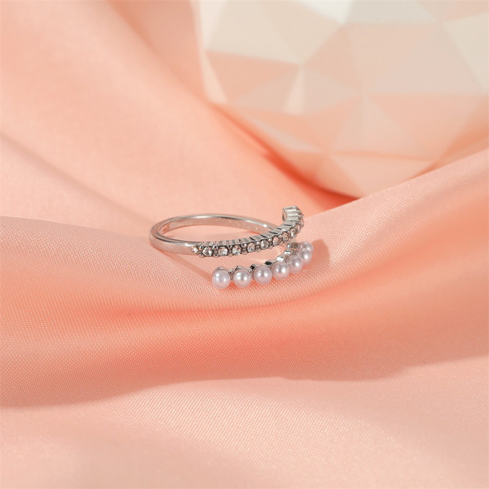 Baroque Pearl Ring Simple Literary Design Sense Opening Ring Wholesale Nihaojewelry display picture 5