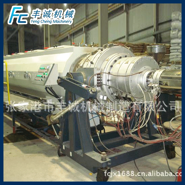 厂家供应 优质PVC管材挤出生产线、双螺杆挤出机