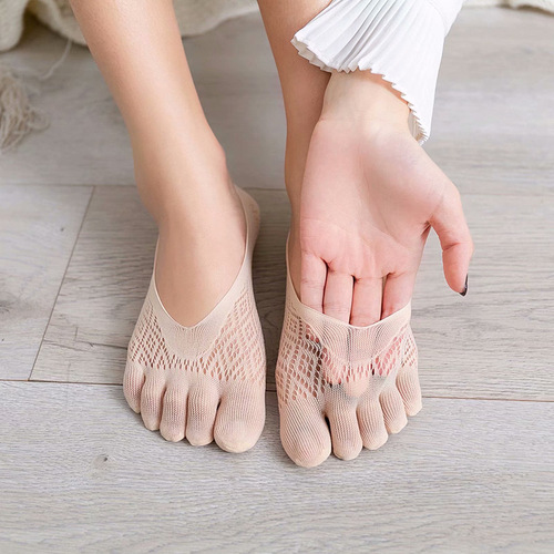 Spring and summer velvet five-toe socks, solid color, breathable, thin, fashionable, shallow mesh women's socks, split-toe five-toe socks
