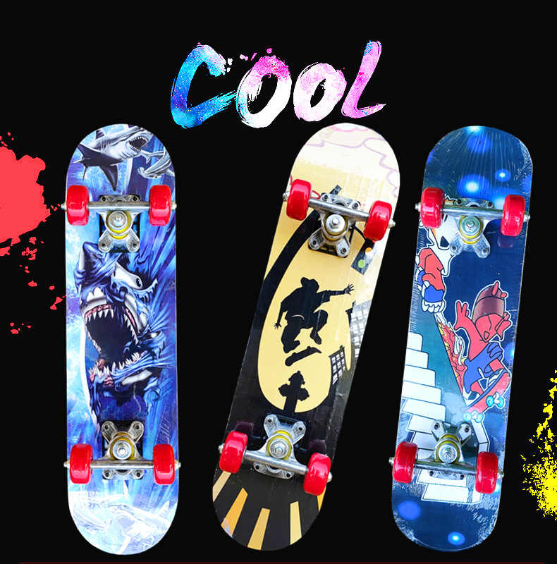 廠家直供兒童初級滑板2406鋁合金支架四輪雙翹楓木男女初學者滑板